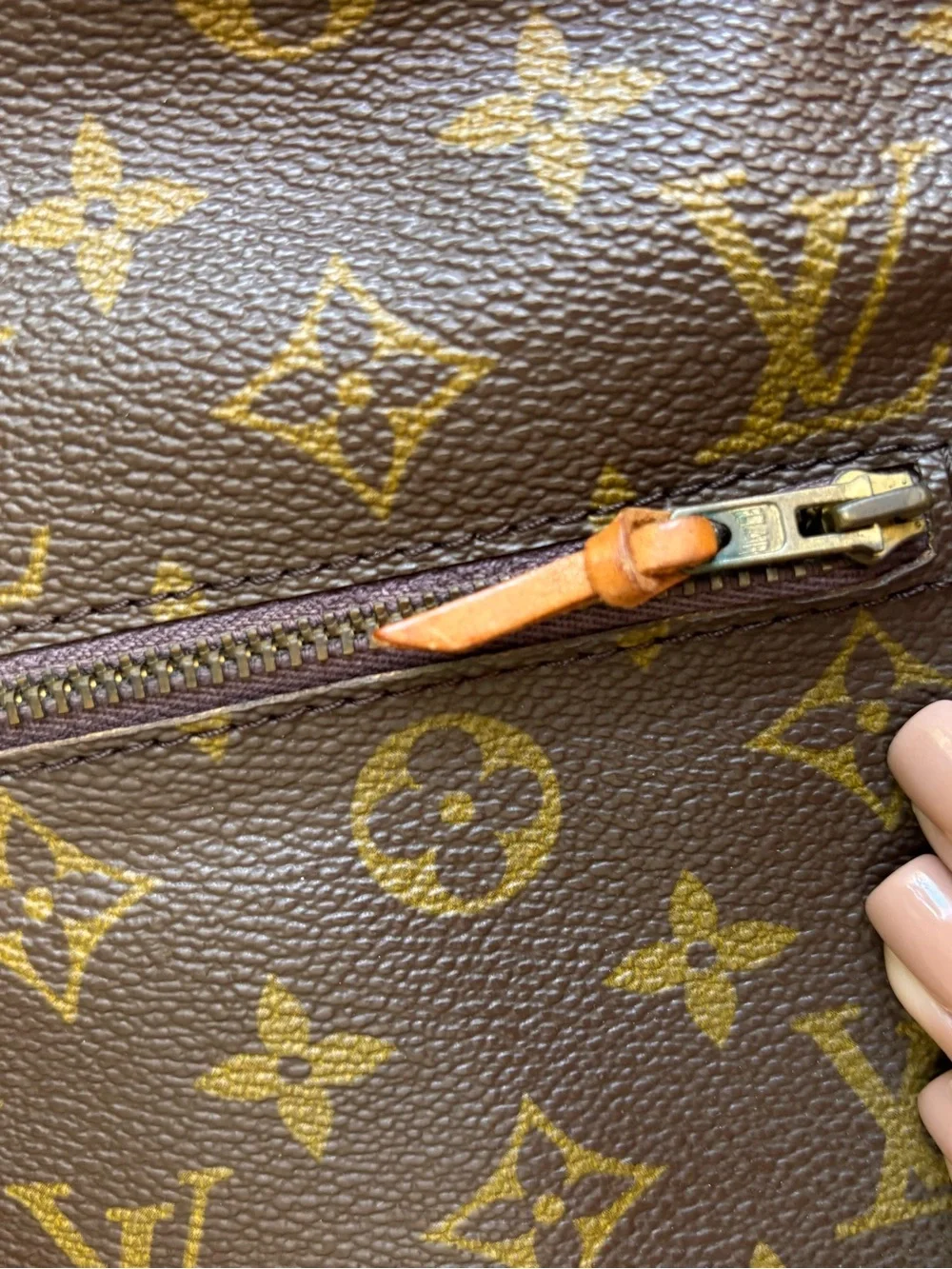 Authentic Louis Vuitton 1960s Pilante clutch monogram vintage